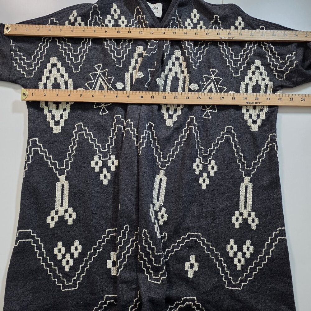 Lucky Lotus Aztec Tribal Embroidered Cardigan Women M Gray Cotton Boho Lagenlook - Picture 4 of 16